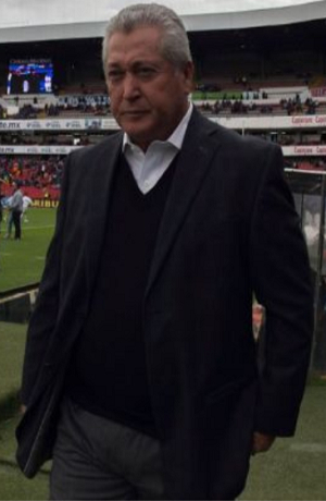 Vucetich dice adiós al banquillo de Gallos Blancos del Querétaro