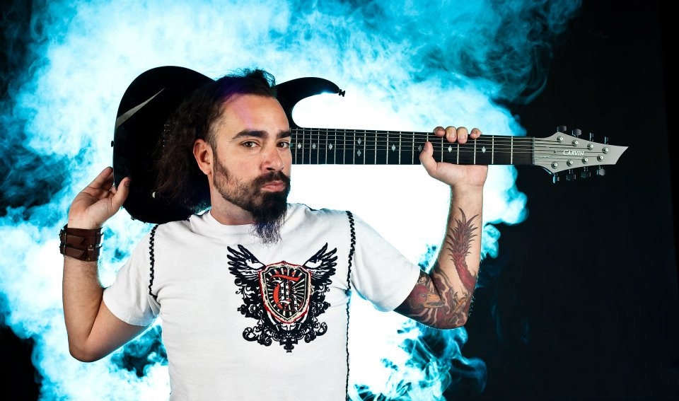 Murió Shane Gibson, guitarrista de Korn