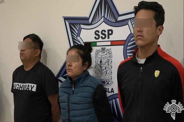 Vendedores de droga son asegurados en Bosques de San Sebastián