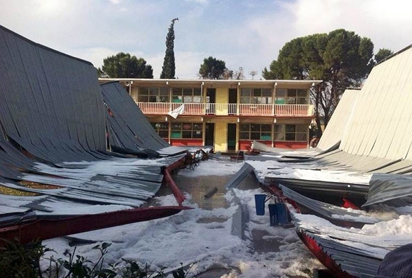 Granizada deja un muerto y 11 toneladas de hielo sobre Saltillo