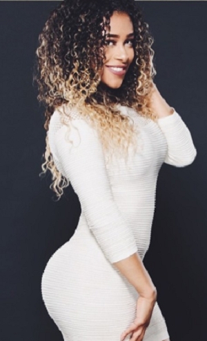 FOTOS: Hackean a sensual presentadora de la WWE