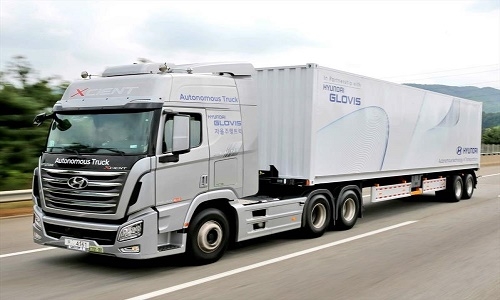 Hyundai presume Xcient, el primer camión autónomo
