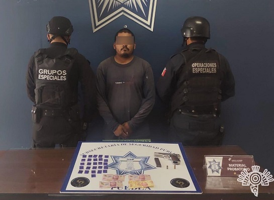 SSP Puebla detiene al “Pingüino” con más de 20 envoltorios de cocaína