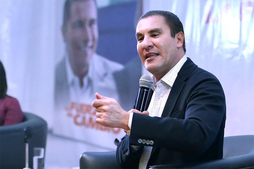 Moreno Valle propone frente opositor que incluya a Morena