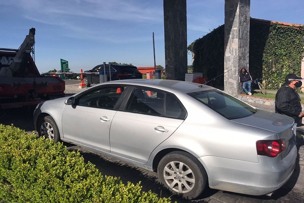 Movilidad y Transporte realiza operativo contra taxis pirata en cuatro municipios
