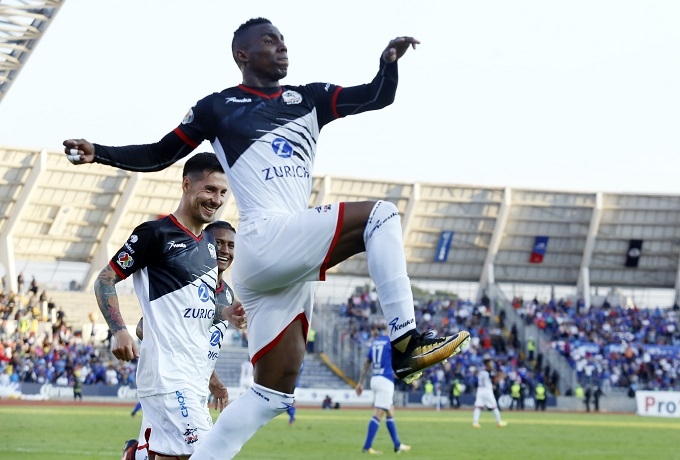Lobos BUAP derrotó 3-0 a Cruz Azul con doblete de Quiñones