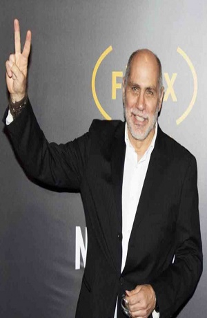 Guillermo Arriaga se adjudicó el Premio Alfaguara con “Salvar el fuego”