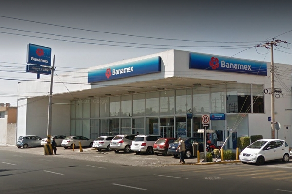 Otra vez Banamex, víctima del hampa; ahora atracaron sucursal El Mirador