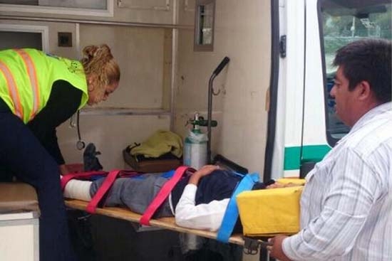 Fracturan pierna a alumno en Tlacotepec, Puebla; le hicieron “bolita”