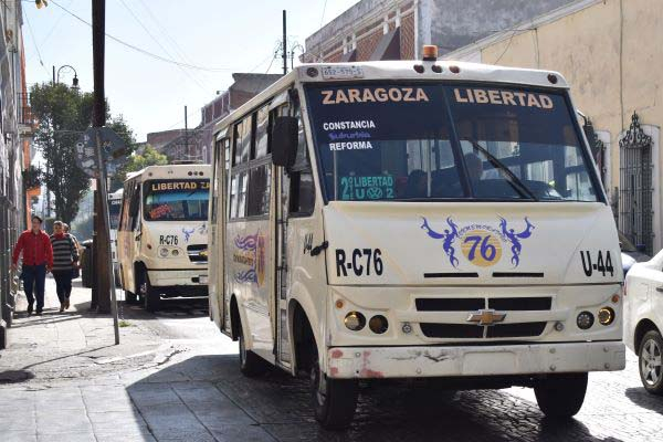 Transportistas aún no cumplen con equipos de seguridad, reconoce la FROC