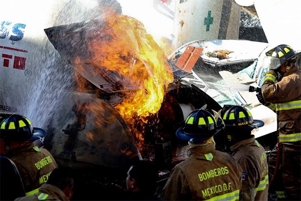 PGJDF indaga causas del estallido en Cuajimalpa y busca responsables