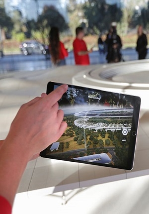 Centro de Visitantes de Apple Park abrió sus puertas