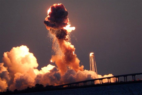 VIDEO: Estalla el cohete Antares lanzado por la NASA