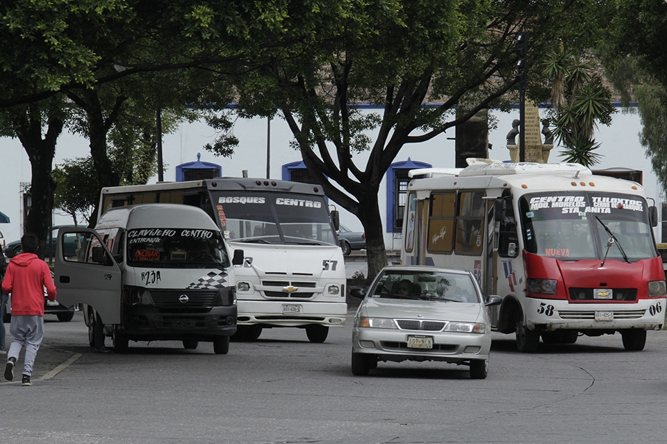 Atracan a pasajeros de la Ruta 25 en la colonia San Bartolo Coatepec
