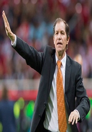 Mario Ordiales, nuevo presidente de Gallos Blancos