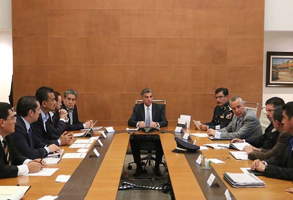 Tony Gali encabeza reunión de seguridad con los tres niveles de gobierno