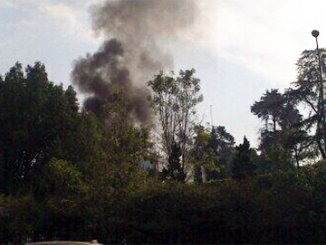 Sofocan conato de incendio en oficinas de Los Pinos