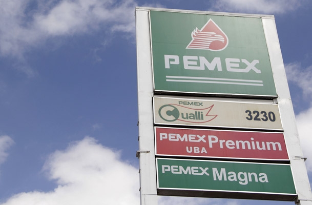 Cada mexicano pagará 5.9 mdp por los pasivos de Pemex y CFE