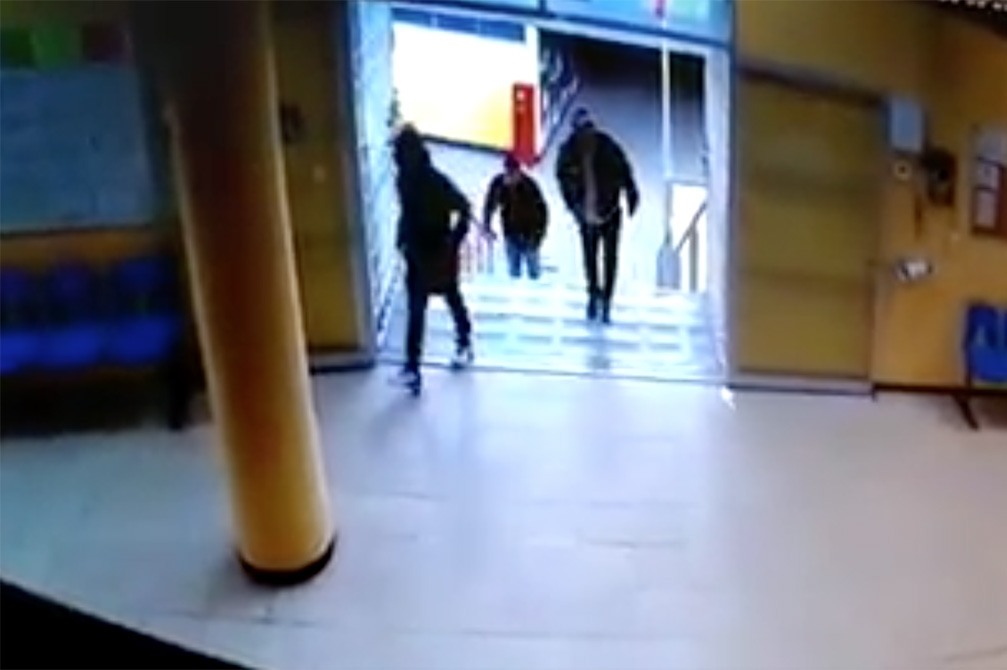 VIDEOS: Comando armado irrumpe en la Universidad Mesoamericana de Tehuacán