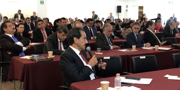 Alfonso Esparza participó en reunión de ANUIES sobre fiscalización