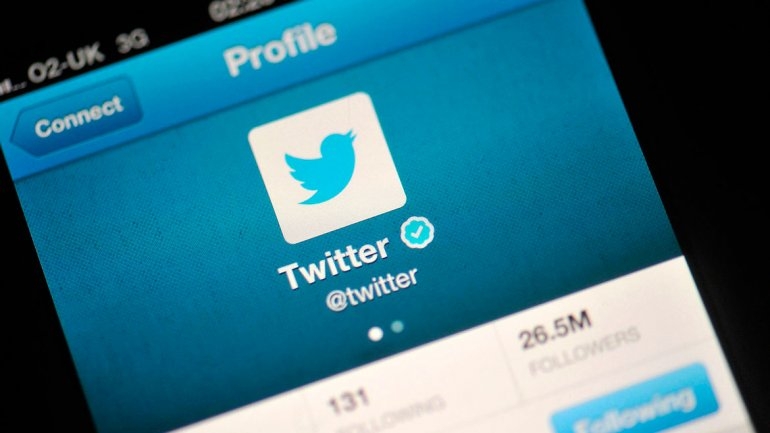 Twitter quiere servicio de mensajería como Facebook