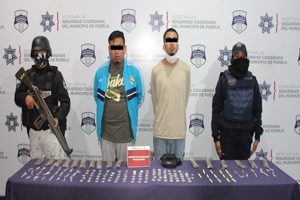 Cayó pareja de narcovendedores con más de 150 dosis de droga en San Baltazar Campeche