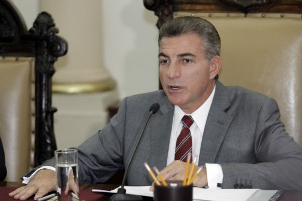 Gali pagará aumento salarial 2012 y 2013 a trabajadores de base y sindicalizados