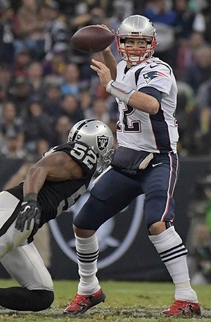 Patriotas de Nueva Inglaterra derrotó 33-8 a Raiders de Oakland en México