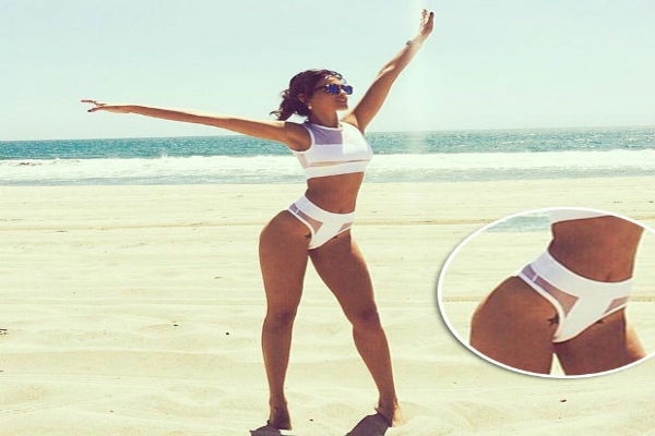 Eiza González causa polémica con tatuajes en la pelvis
