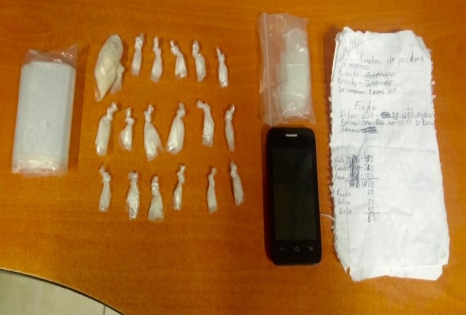 Cayeron dos sujetos con droga en Los Reyes de Juárez