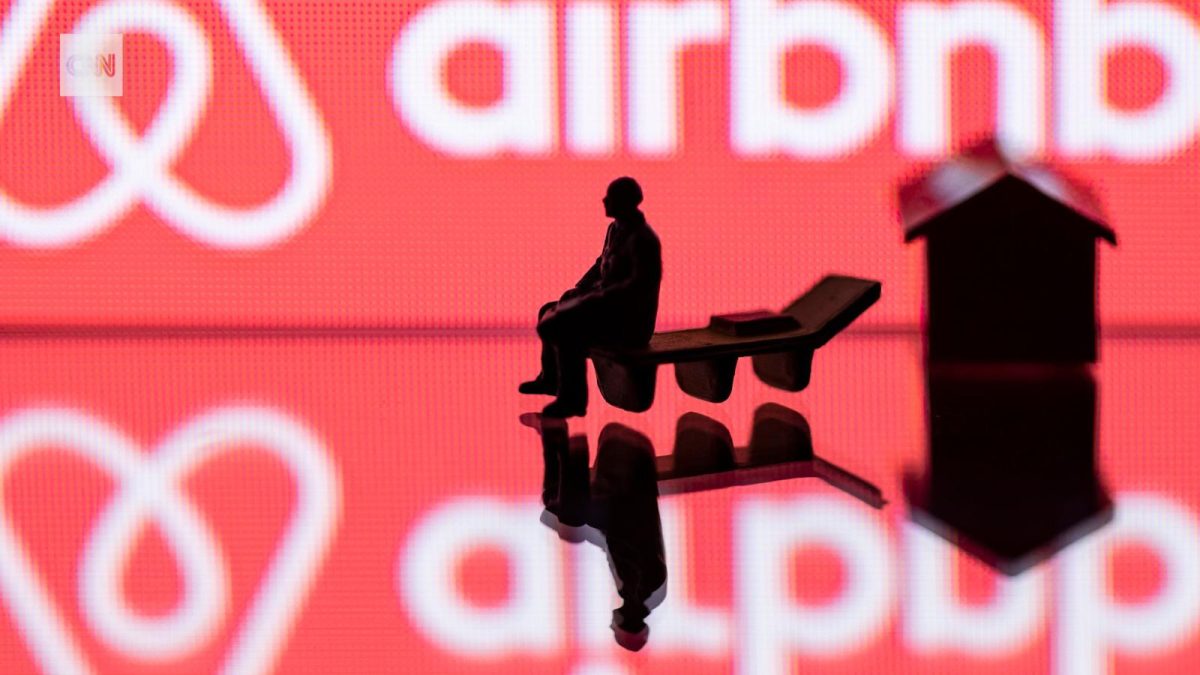 Morena va contra Airbnb