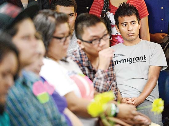 Consulados mexicanos en EU asesorarán a migrantes tras freno a plan de Obama