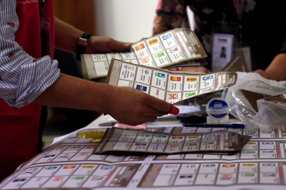 INE aprueba fotografía en las boletas de elección a gobernador