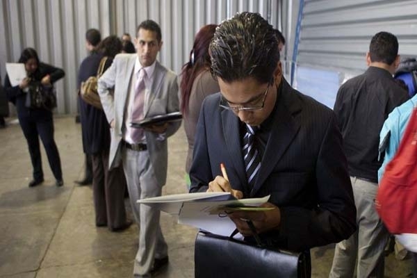 Baja 28% colocación de empleo en Puebla