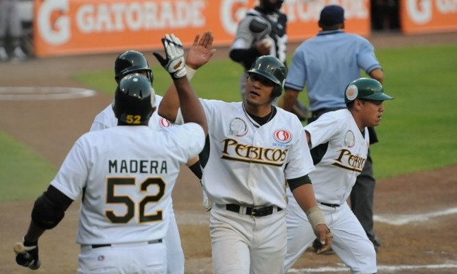 Pericos de Puebla inicia serie ante Monclova