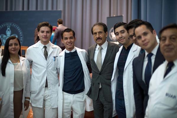 BUAP: Esparza Ortiz acudió al informe de resultados de la Facultad de Medicina