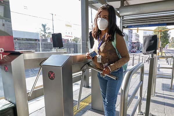Poblanas se sienten más inseguras en el transporte público y espacios abiertos: INEGI