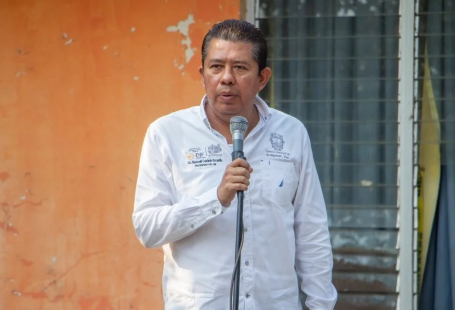En acto público matan a funcionario municipal de Veracruz