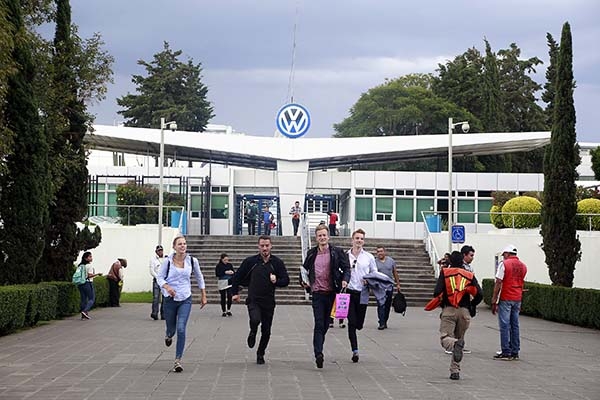 Acuerdo México-EU no causó despido de 400 obreros de VW Puebla: Canacintra