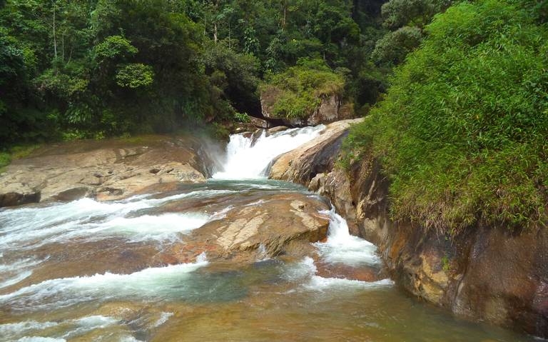 Asaltan a turistas en cascadas de Cuetzalan