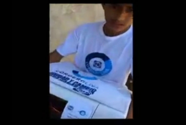 Cordero compra votos con hornos de microondas en Tlaxcala y Puebla