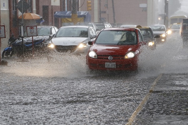 Puebla quedó nuevamente bajo el agua tras tormenta