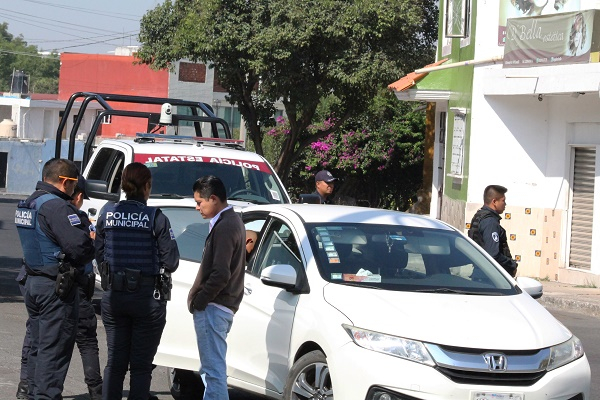 Chofer de Didi fue atracado en calles de la colonia La Acocota