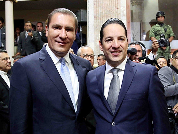 Moreno Valle asiste a la toma de protesta del gobernador de Querétaro