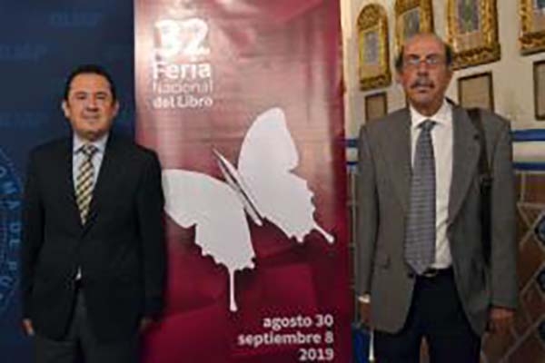 Juan Villoro, Élmer Mendoza y “Catón”, en la Feria Nacional del Libro 2019 de la BUAP