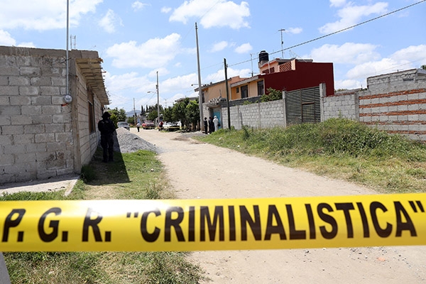 PGR recupera dos mil litros de combustible robado en Puebla