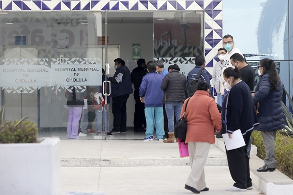 SSA descarta favoritismo en aplicación de vacuna contra COVID