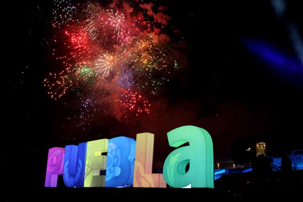 Gran espectáculo patrio en la Plaza de la Victoria de Puebla