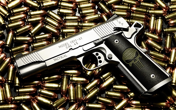Atrapan a estadounidense en el DF con seis mil cartuchos y armas