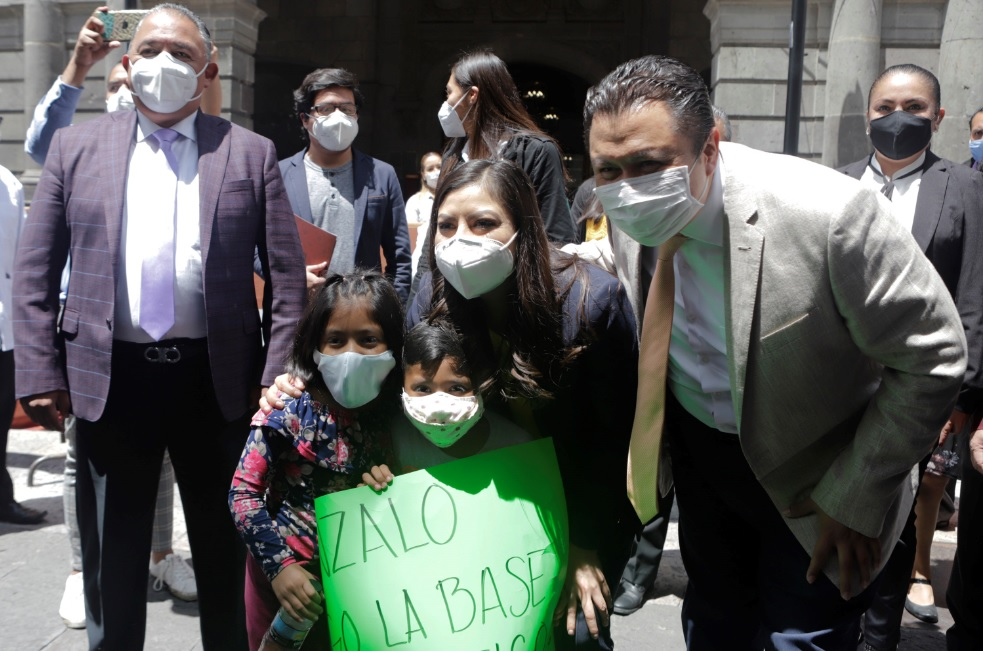 Ayuntamiento de Puebla da aumento salarial de 4.1%